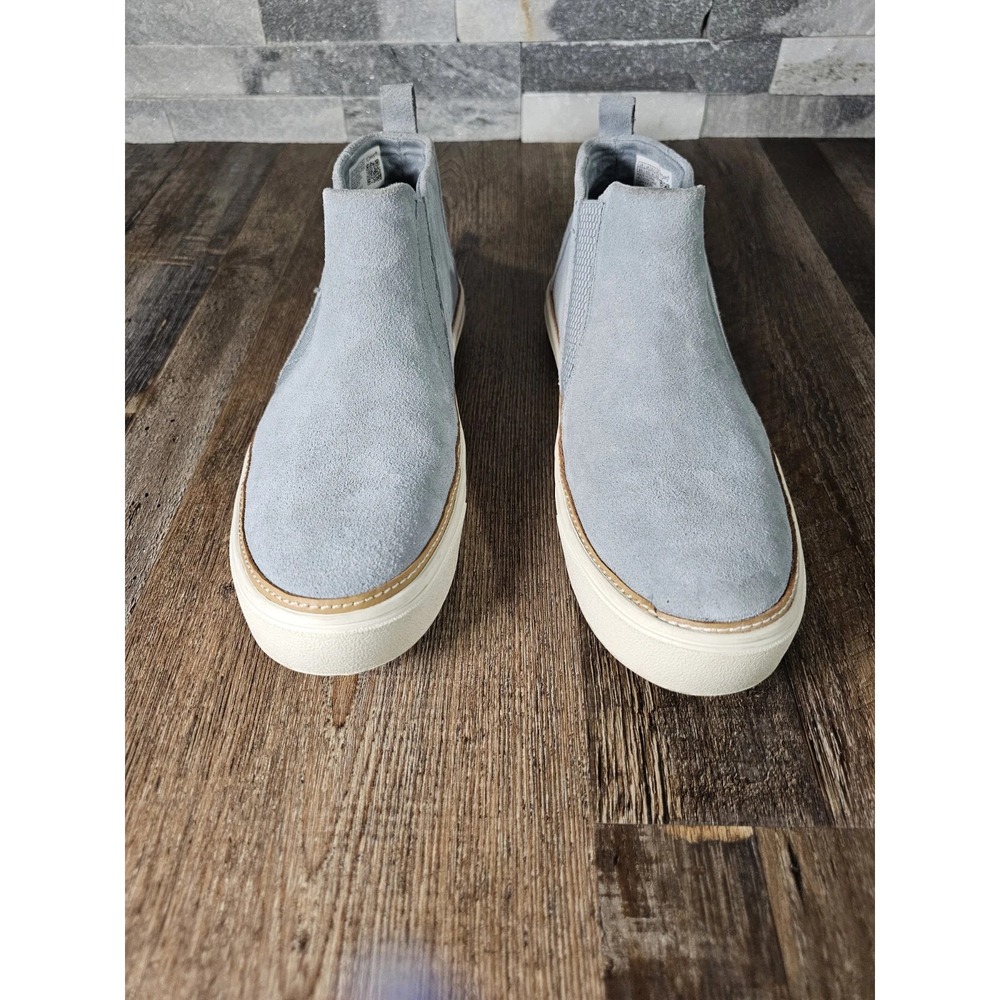 Toms Blue Suede Ankle Boots Womens 8.5 rubber bottoms great tread cute